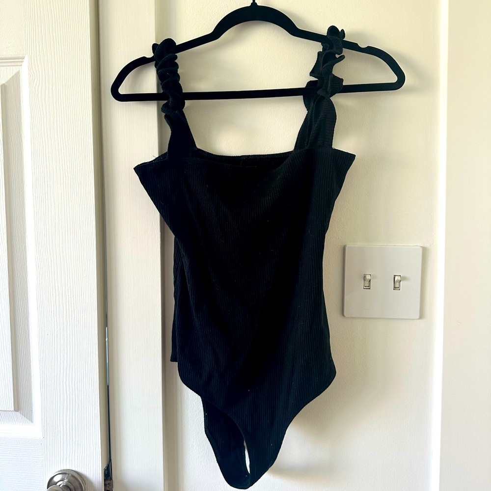 Reformation Ribbed Body Suit Tank with Shoulder Detail (L)